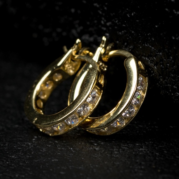 Men's Small  Iced Cz Solitaire Gold Plated Sterling Silver Skinny Hoop Earrings​ - Picture 2 of 5